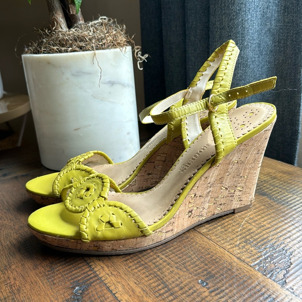 Jack Rogers super cute wedges!